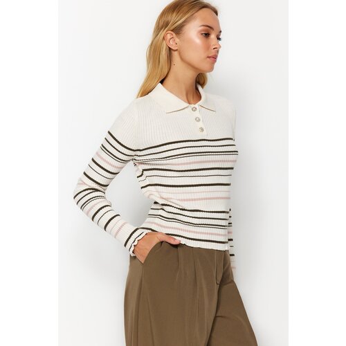 Trendyol Sweater - Beige - Fitted Slike