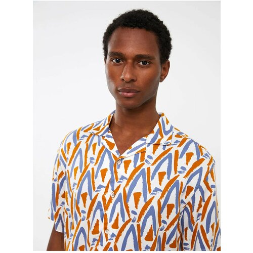 LC Waikiki Lcw Casual Regular Fit Short Sleeve Patterned Viscose Men's Shirt. Slike