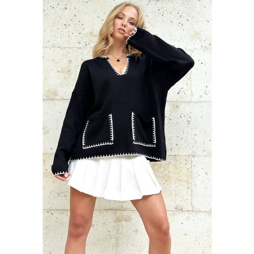 Trend Alaçatı Stili Women's Black V Neck Embroidery Detailed Double Pocket Knitwear Sweater Cene