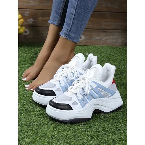 Resti Women's sporty sneakers on a thicker sole Loness Cene