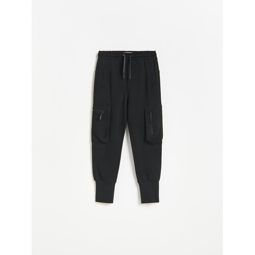 Reserved Jogger hlače s cargo džepovima - crno Slike
