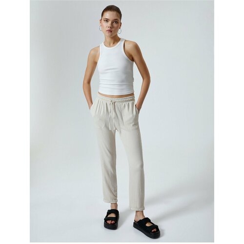 Koton Comfortable Fit Trousers With Pocket Tie Waist Slike