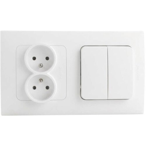  Legrand-Dvostruka kućna utičnica 250V/16A i dvostruki prekidač br. 5 sa okvirom NILOE STEP bela Slike