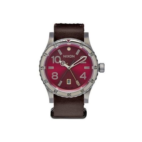 Nixon Analogne ure Diplomat pisana Cene