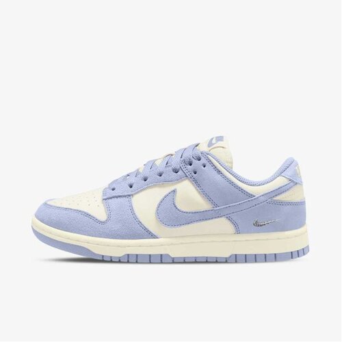 Nike Wmns dunk low se Slike