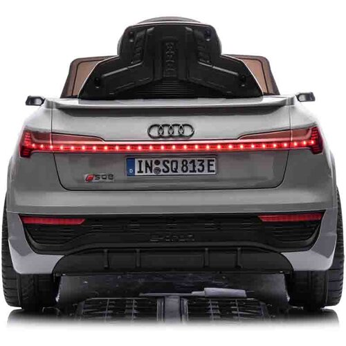 Premium Stil audi SQ8 e-tron auto na akumulator Slike