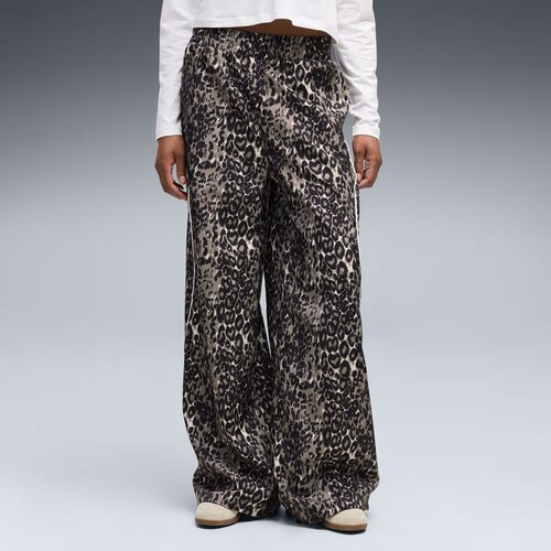 Puma Ženski donji deo trenerke Sport Animal Relaxed Aop Wide Leg Woven Pants, 694005-81, &amp;Scaron;arene Slike