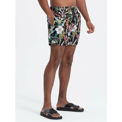 Ombre Men's floral swim shorts - black Cene