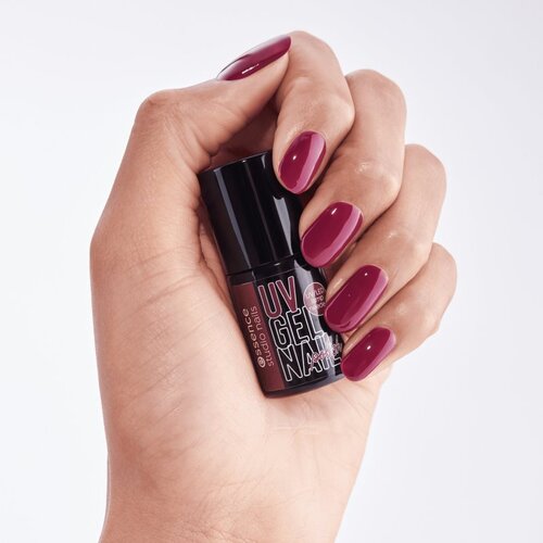 Essence studio nails UV GEL NAIL gel lak za nohte z uporabo UV/LED lučke odtenek 106 chic on fleek 5 ml Slike