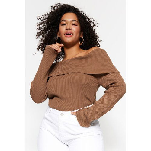 Trendyol Curve Plus Size Sweater - Brown - Regular fit Slike