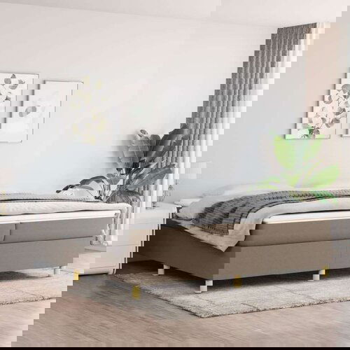  Krevet s oprugama i madracem smeđesivi 200x200 cm od tkanine Slike