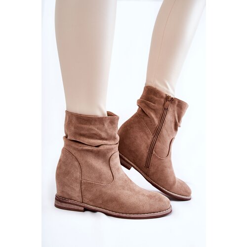 S. BARSKI Fashionable Suede Boots On A Hidden Wedge Beige Finney Cene