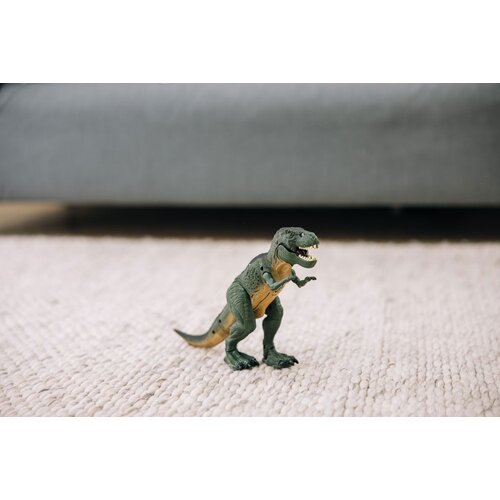 Free 2 Play Tiranozaver Rex, ki se premika, z zvočnimi in svetlobnimi efekti Slike