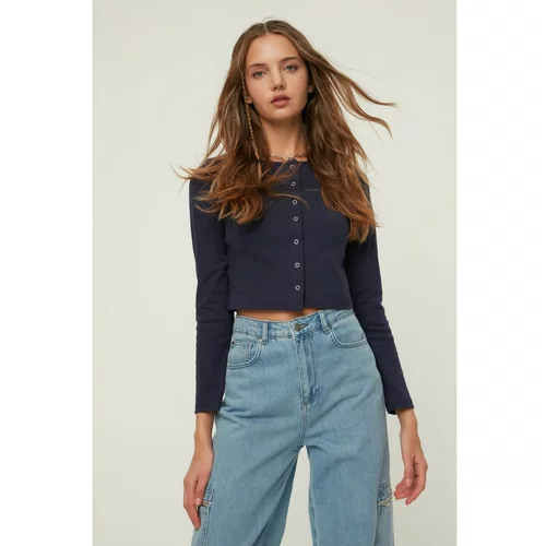 Trendyol Navy Blue Crop Knitted Top With Snaps