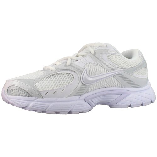 Nike Modne superge V5 Rnr Bela Slike