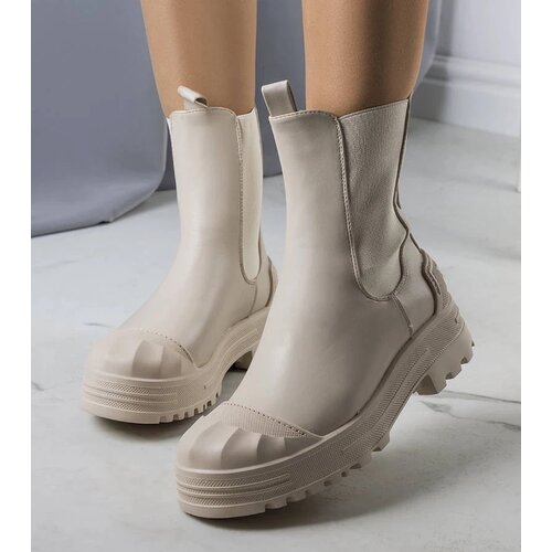 D/CEO Beige insulated boots with chain Harrison Slike