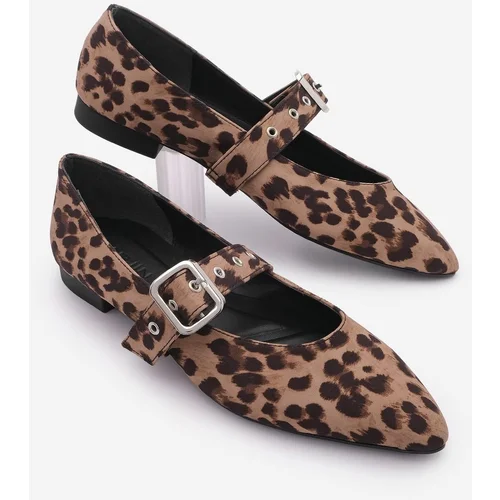 Marjin Women's Pointed Toe Buckled Ballerina Tape Leopard