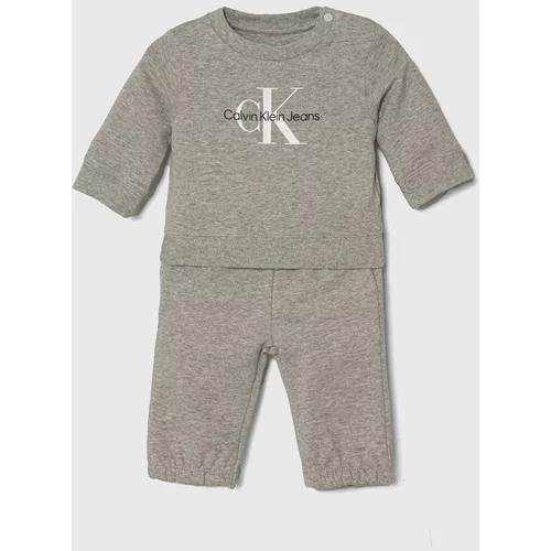 Calvin Klein Jeans Trenirka za dojenčka siva barva