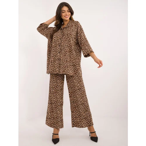 Fashion Hunters Beige and black patterned set with an oversize shirt