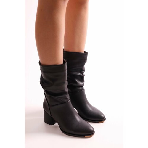 Shoeberry Women's Nollie Black Heeled Gusseted Boots Black Skin Slike