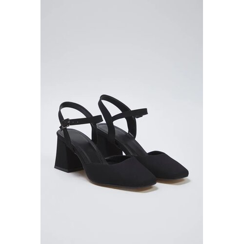 Trendyol Shoes Ženske cipele Takss25To00052, Crne Cene