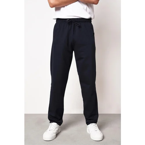 Dewberry 14308 Straight Leg Pocket Zipper Detailed Sweatpant-NAVY