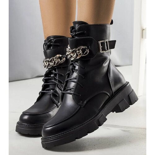 D/CEO Black patent leather strada boots Slike
