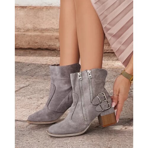 Resti Decorated Zerta Heeled Booties Cene