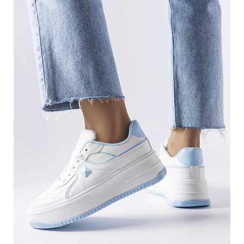 D/CEO White trainers Justar Cene