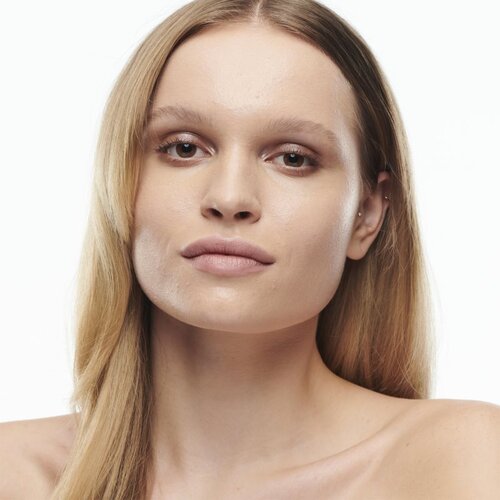 MAC Cosmetics Studio Radiance Serum-Powered Foundation hidratantni puder nijansa N32 30 ml Slike