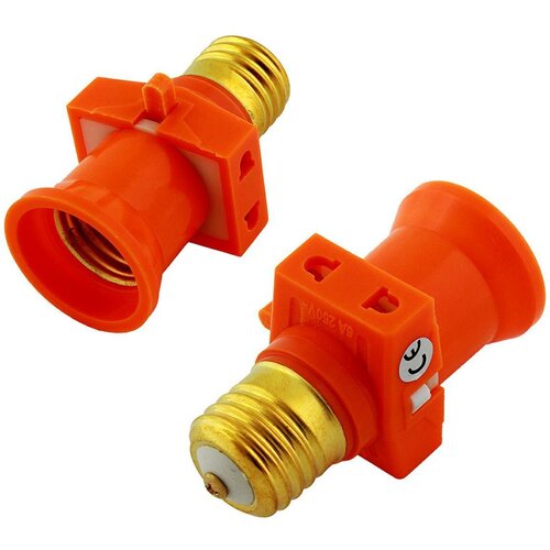  Vtičnica za E27 žarnico s stikalom in 2x 220V adapter do 4A Cene