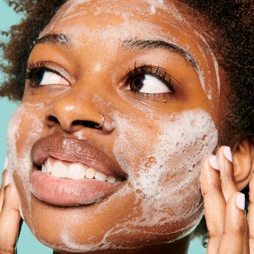 Benefit The POREfessional Good Cleanup nježna pjena za či&amp;scaron;ćenje za sužavanje pora i mat izgled lica 147 ml Slike