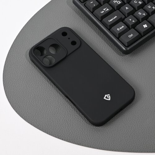 Teracell Maska za iPhone 17 Pro 63 mat Skin crna Slike