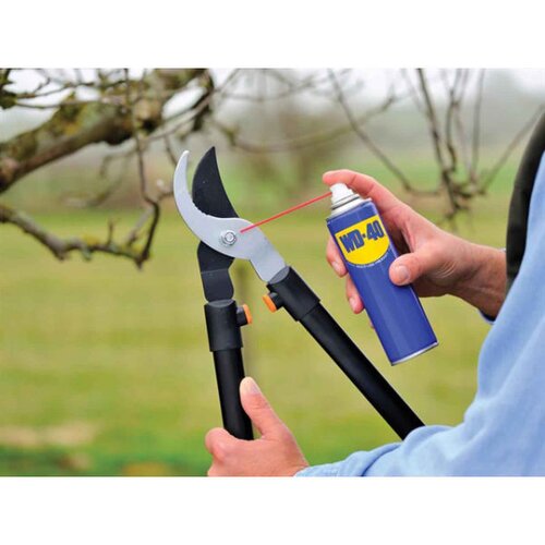 Wd 40 wD-40 sprej Slike
