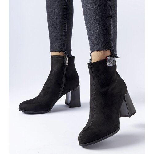 Gemre Black elegant block heel ankle boots Serbadone Slike