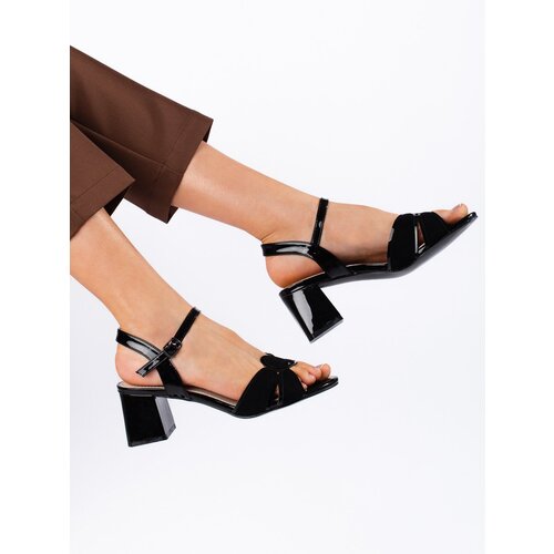 GOODIN Women&amp;#039;s lacquered sandals with heels black Slike