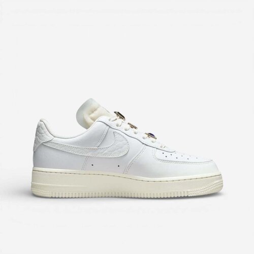 Nike Nizke superge Air Force 1 Low Premium Bela Cene