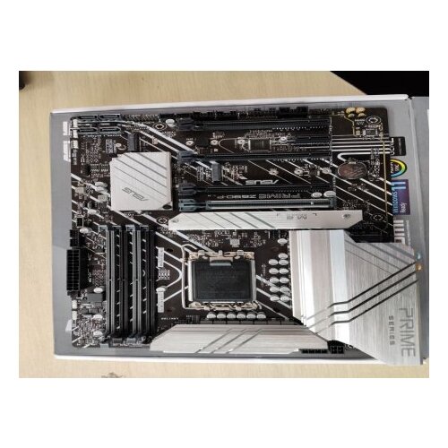 Asus prime Z690-P outlet matična ploča Slike
