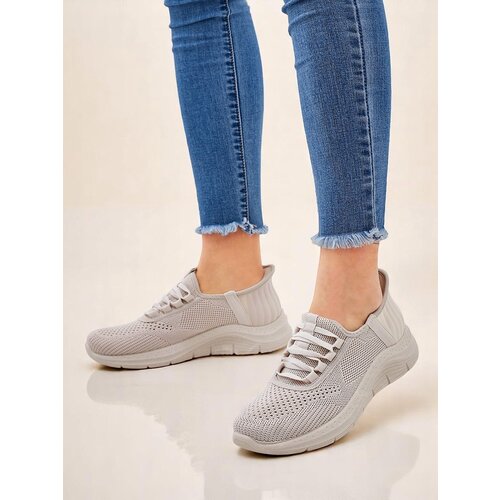 Resti Women's Slip-on Fabric Sports Shoes Arrate Cene
