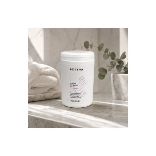 Kemon Actyva Colore Brillante Protection and Shine Mask krepilna maska za sijaj in za&amp;scaron;čito barvanih las 1000 ml Slike
