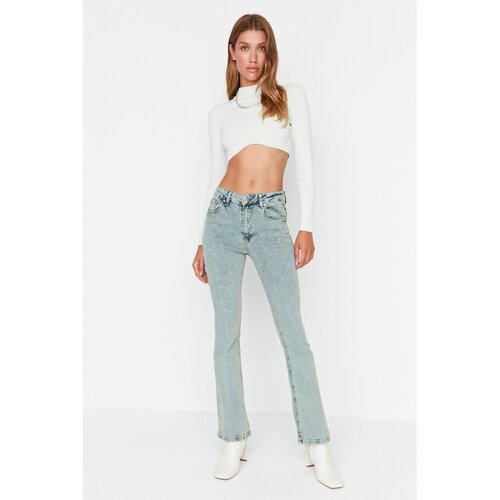 Trendyol Gray Wash Effect Normal Waist Flare Jeans Slike
