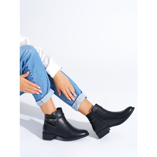 Shelvt Women&amp;#039;s black low-heeled ankle boots Slike