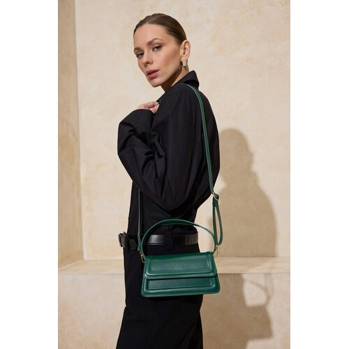 TRENDYOLMILLA TRENDYOL ženska torba model Twoaw25Oc00002, tamnozelena-zelena Slike