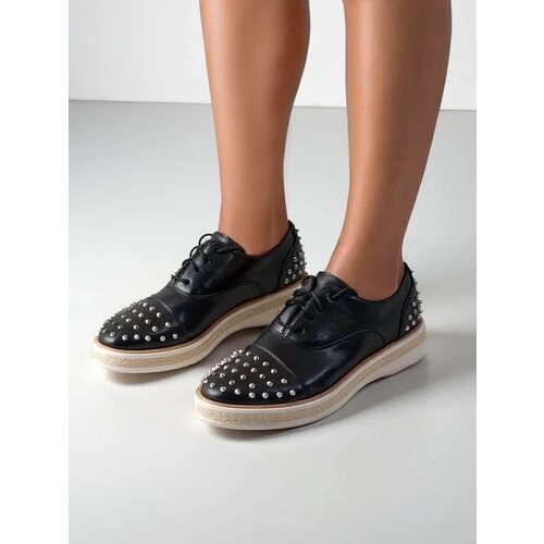 Resti Women's flat shoes embellished with studs Azaldo Cene