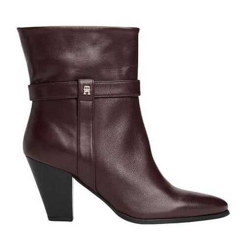 Tommy Hilfiger braon ženske čizme Slike