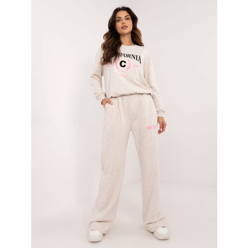 Fashion Hunters Light beige melange tracksuit with patches Slike