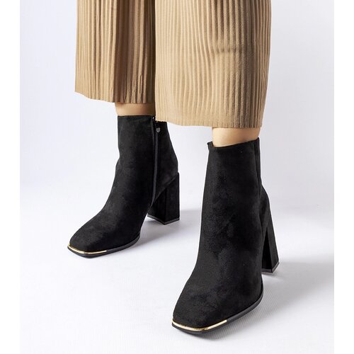 Gemre Black heeled ankle boots Cheney Cene