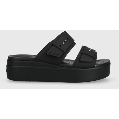Crocs Natikače Brooklyn Low Wedge Sandal za žene, boja: crna, s platformom, 207431