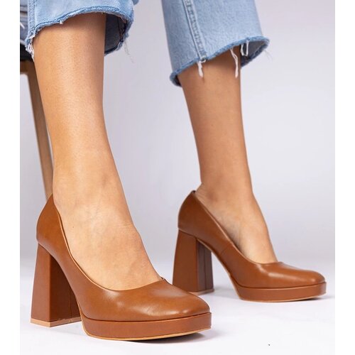 D/CEO marka niezdefiniowana Brown square-toe pumps on a massive heel Irenois Slike