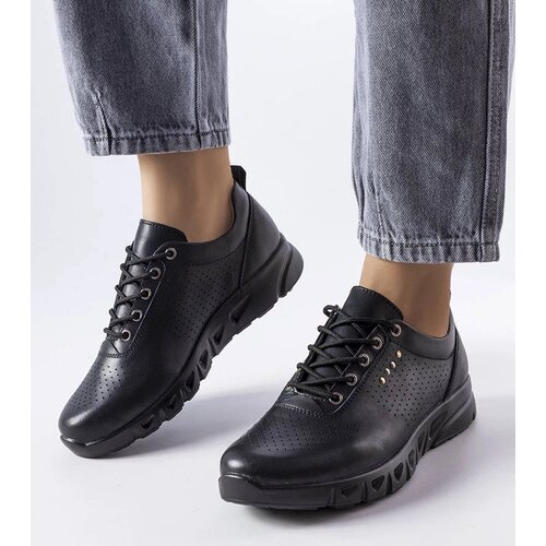 D/CEO White trainers Justar Cene
